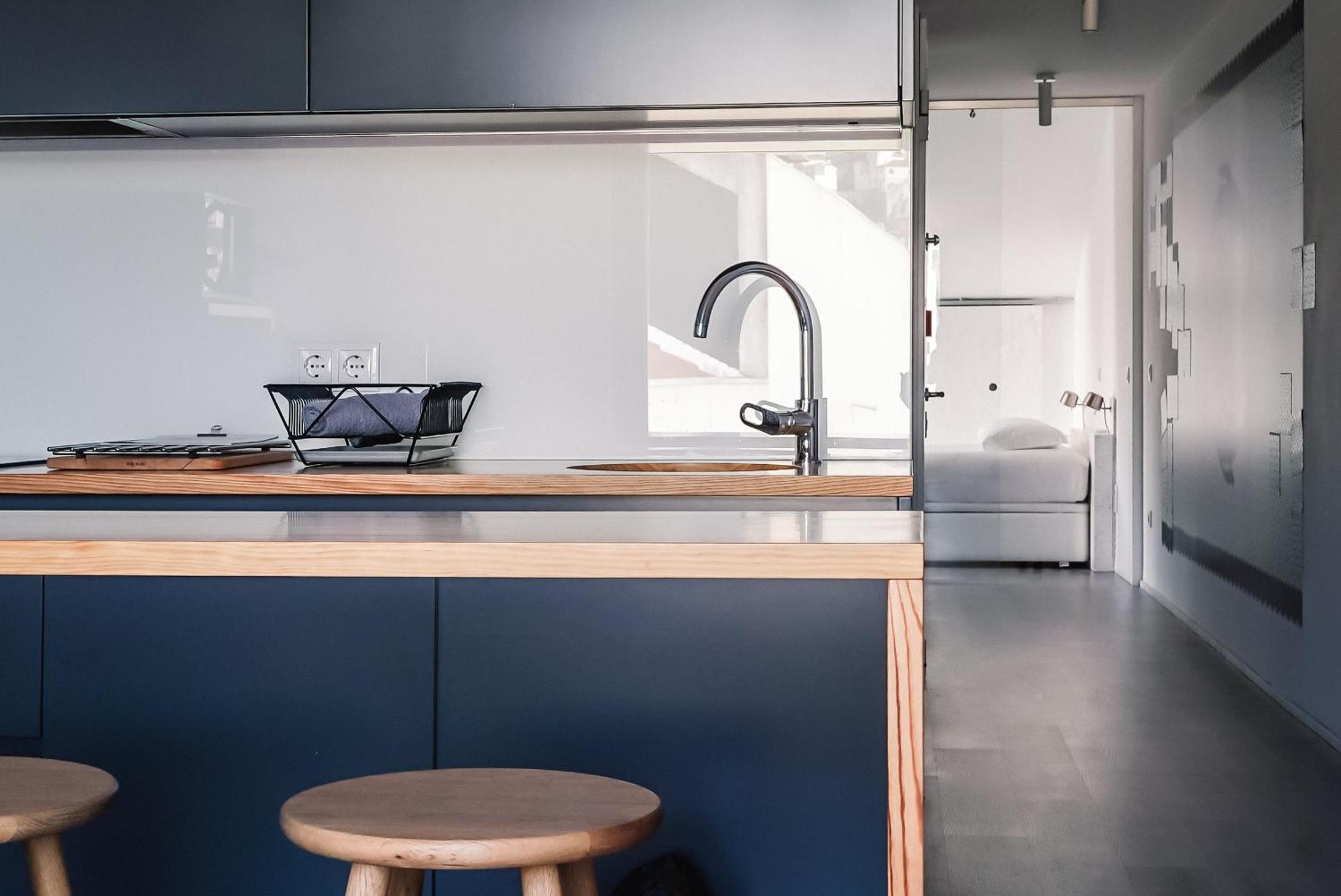 Apartment 7 Gaia Roaster *
